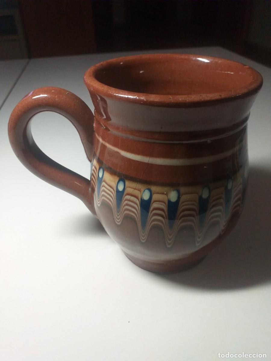 Antig&uuml;edades: Peque&ntilde;a jarra de ceramica. - Foto 1