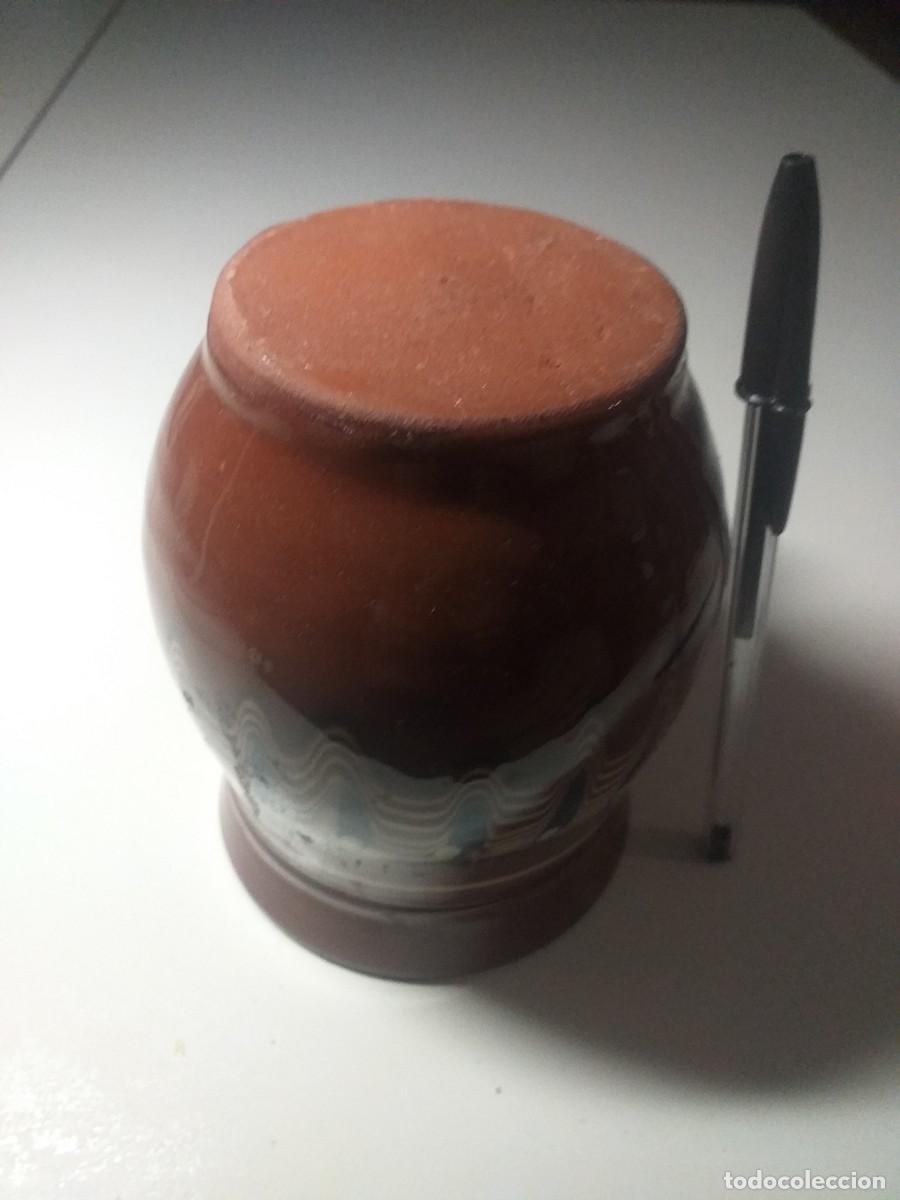 Antig&uuml;edades: Peque&ntilde;a jarra de ceramica. - Foto 4