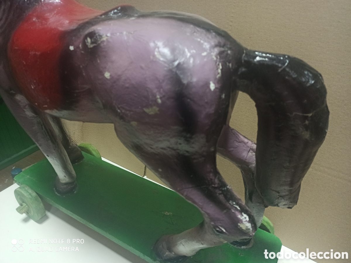 Antig&uuml;edades: Caballo de cart&oacute;n piedra - Foto 3