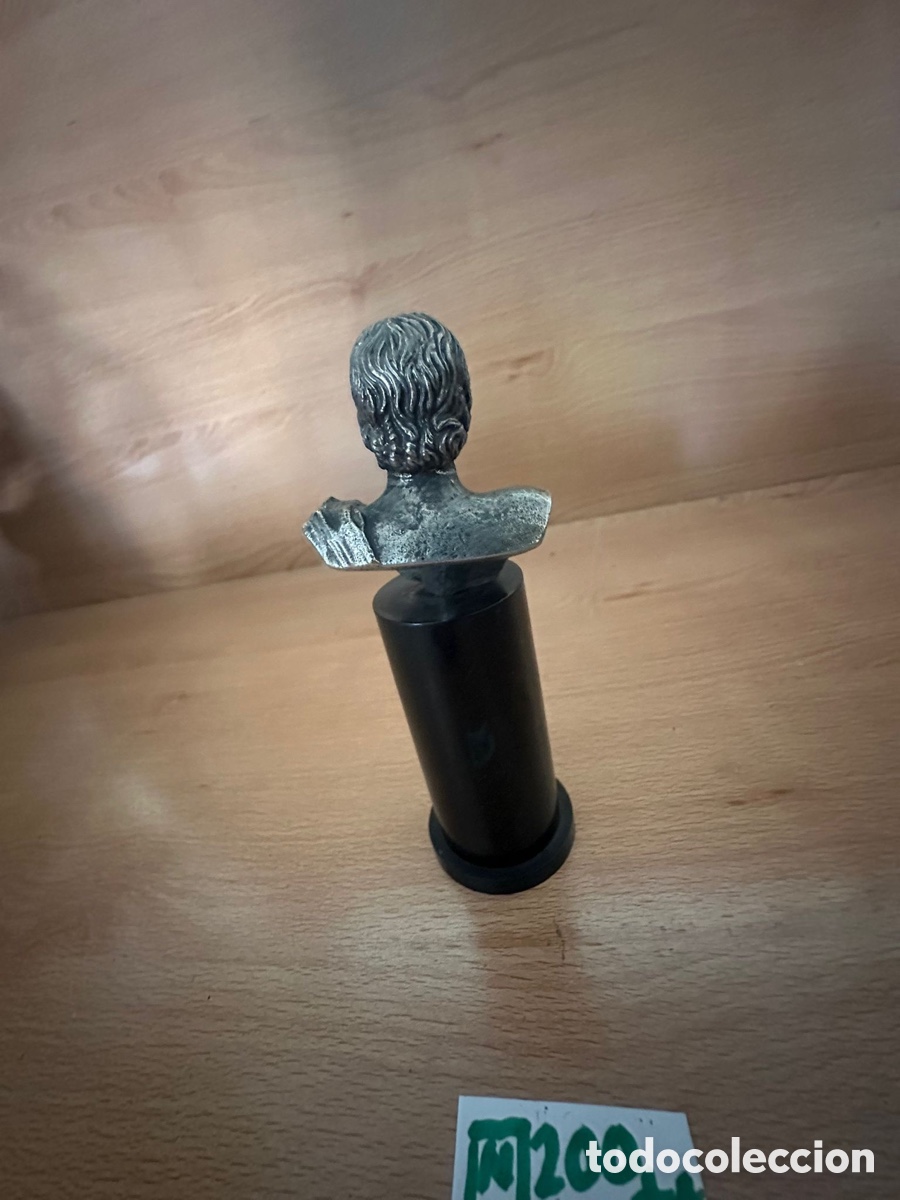 Antig&uuml;edades: Peque&ntilde;o busto de esculapio - Foto 2