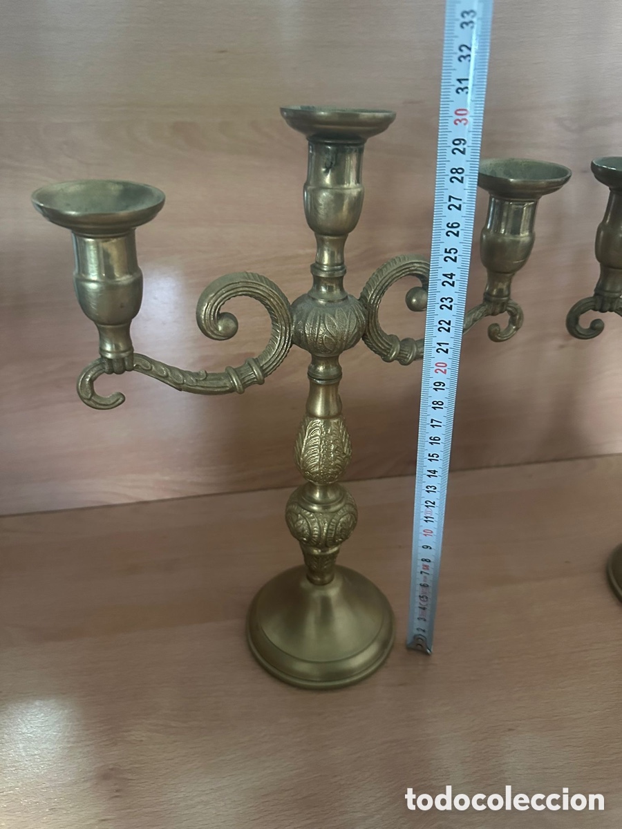 Antig&uuml;edades: Candelabros de lat&oacute;n antiguos - Foto 2