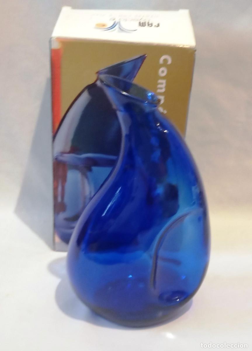 Antig&uuml;edades: Jarra de cristal azul cobalto - Foto 3