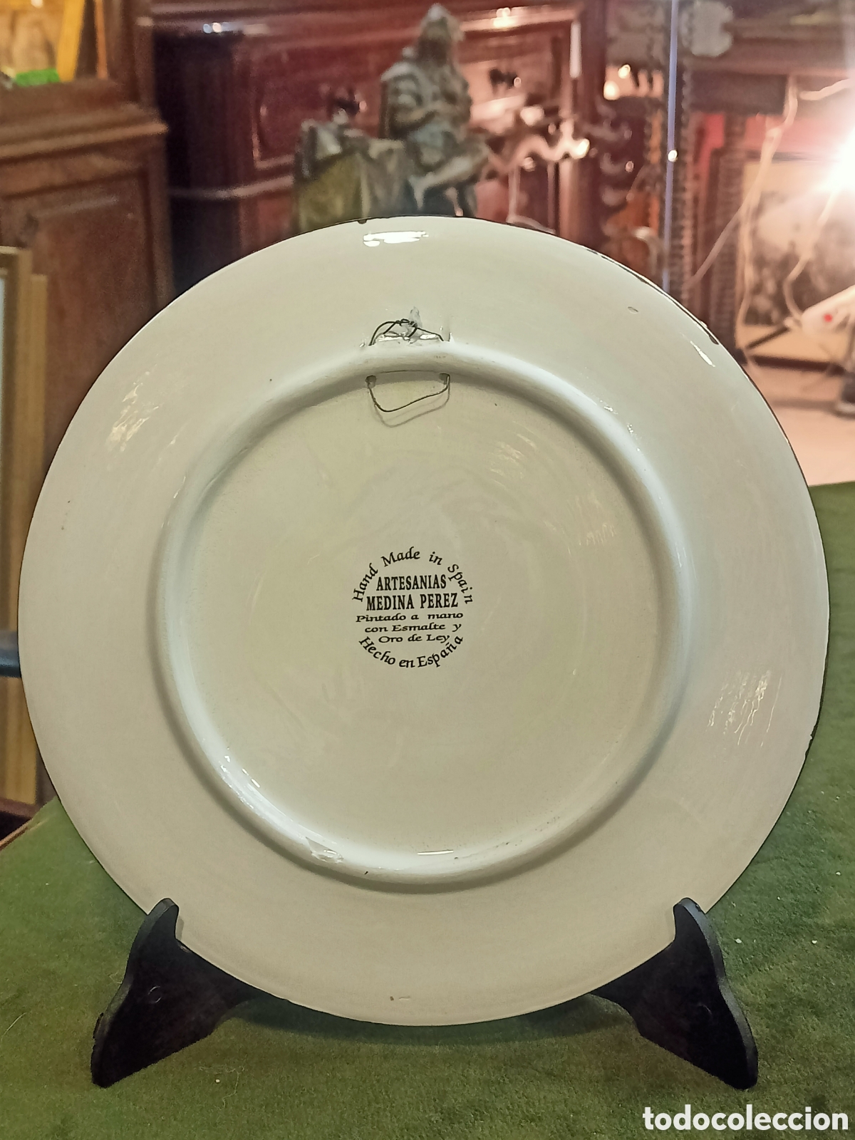 Antig&uuml;edades: Plato decorativo en ceramica. REF-2048 - Foto 3