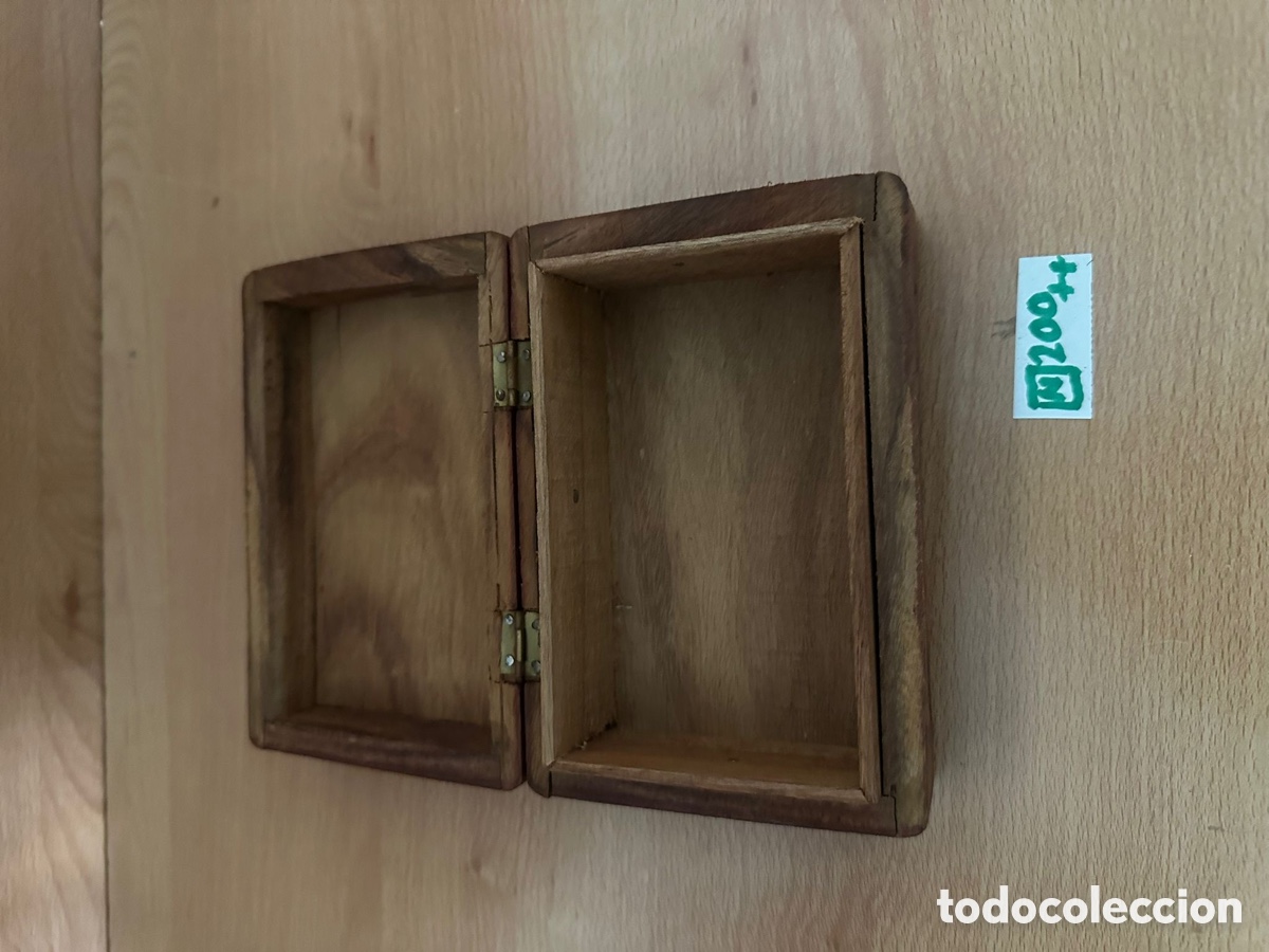 Antig&uuml;edades: Caja de madera tallada antigua - Foto 2