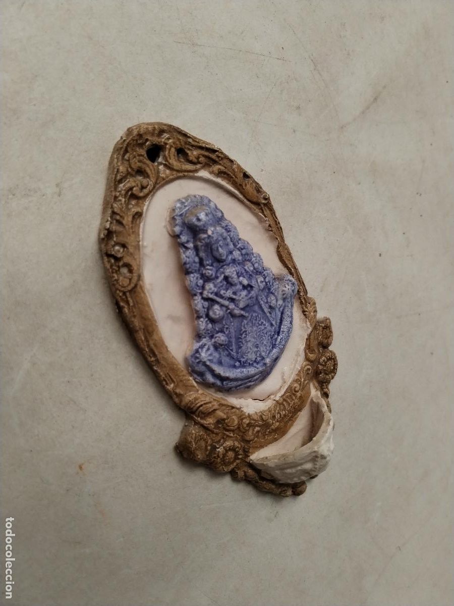 Antig&uuml;edades: benditera virgen del rocio en caramica - Foto 4
