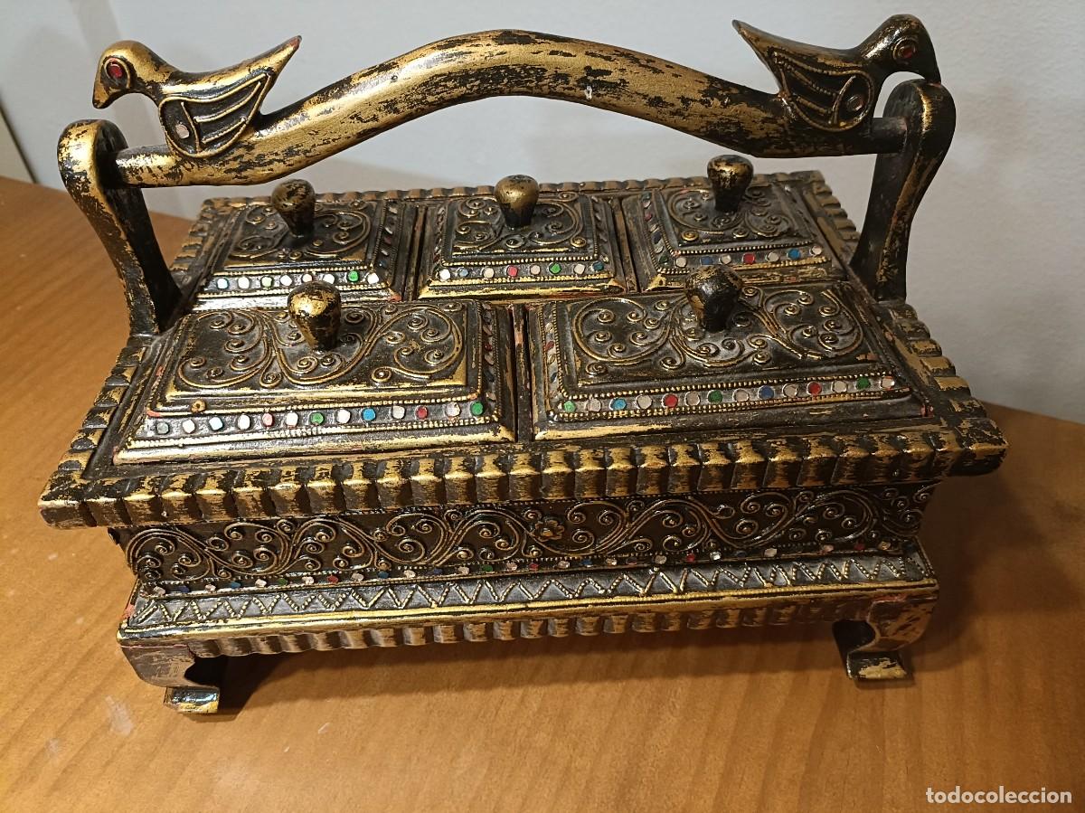Antig&uuml;edades: Caja decorada para especias - Foto 9