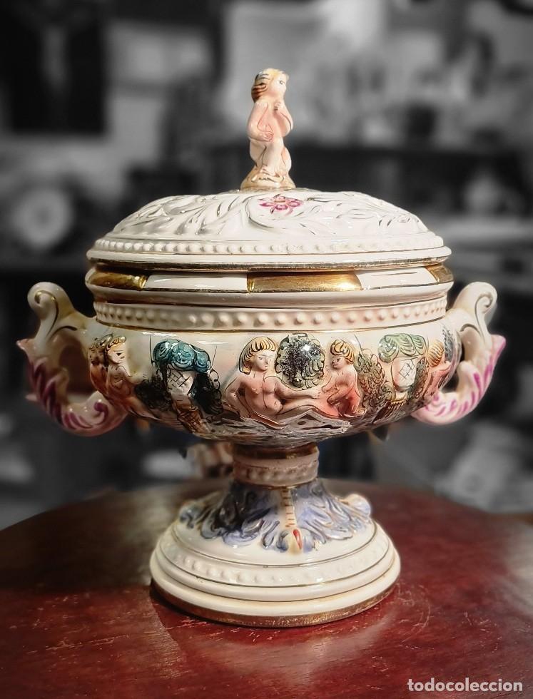 Antig&uuml;edades: Centro de mesa de Capodimonte de los a&ntilde;os 70s - Foto 1