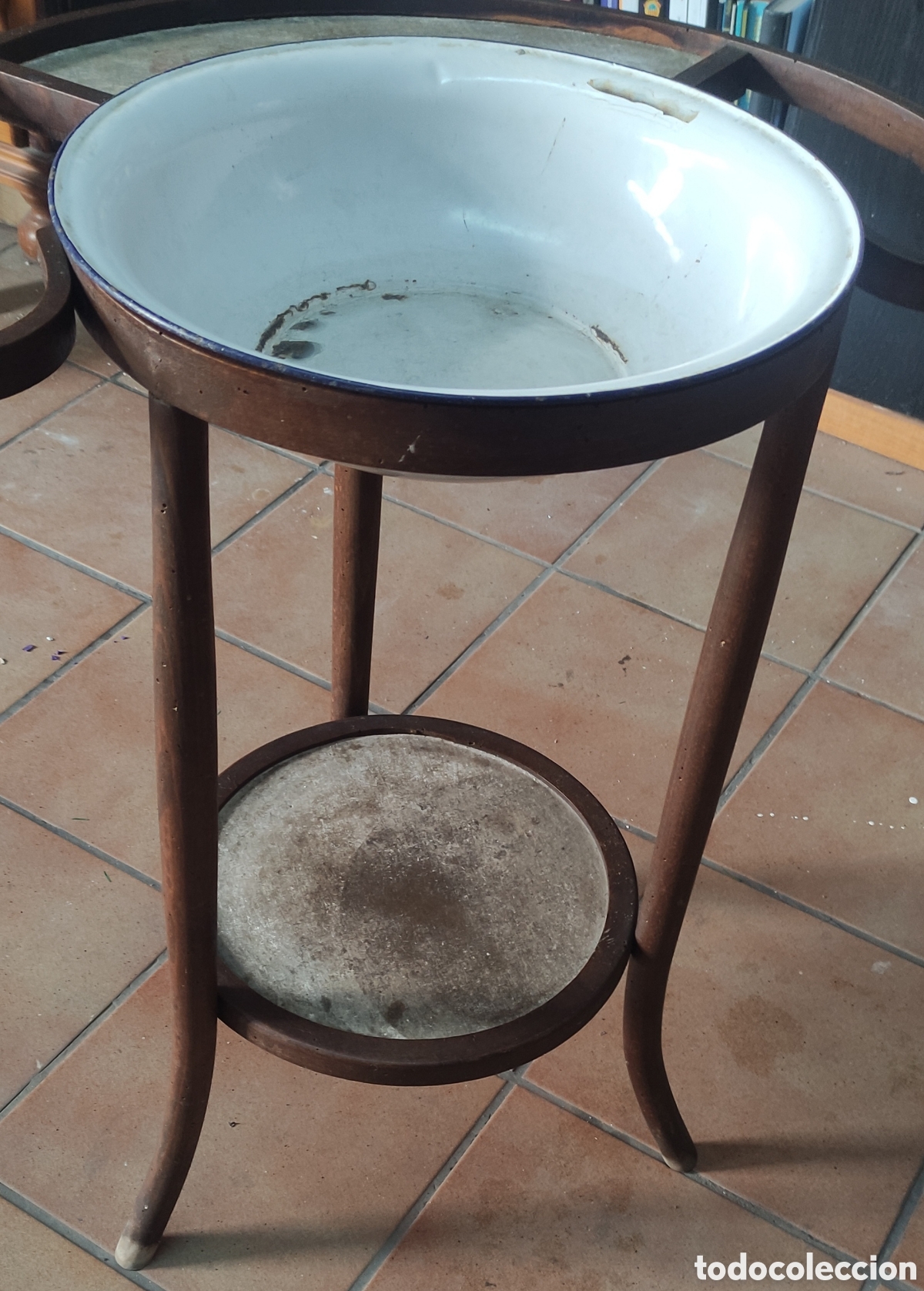 Antig&uuml;edades: Antiguo palanganero / jofaina - Foto 1