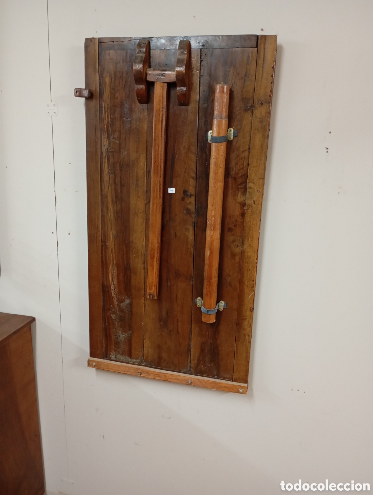 Antig&uuml;edades: MESA PLEGABLE DE NOGAL - Foto 1