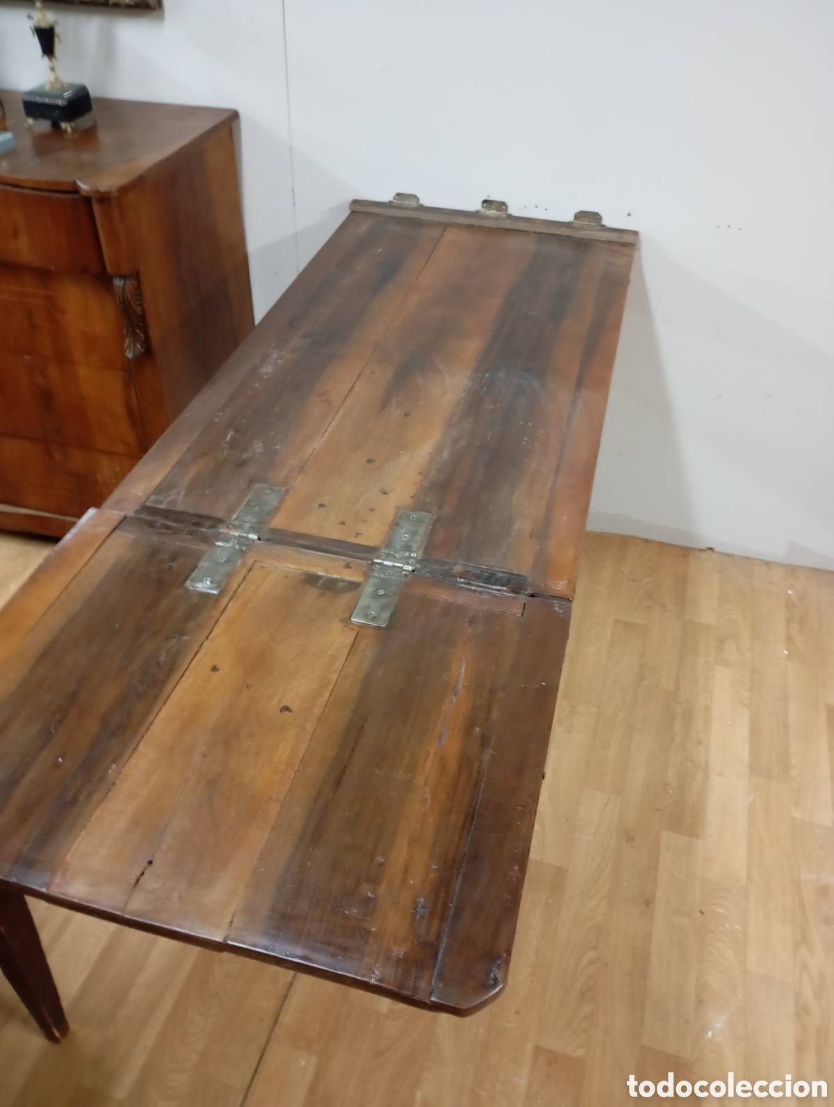 Antig&uuml;edades: MESA PLEGABLE DE NOGAL - Foto 5
