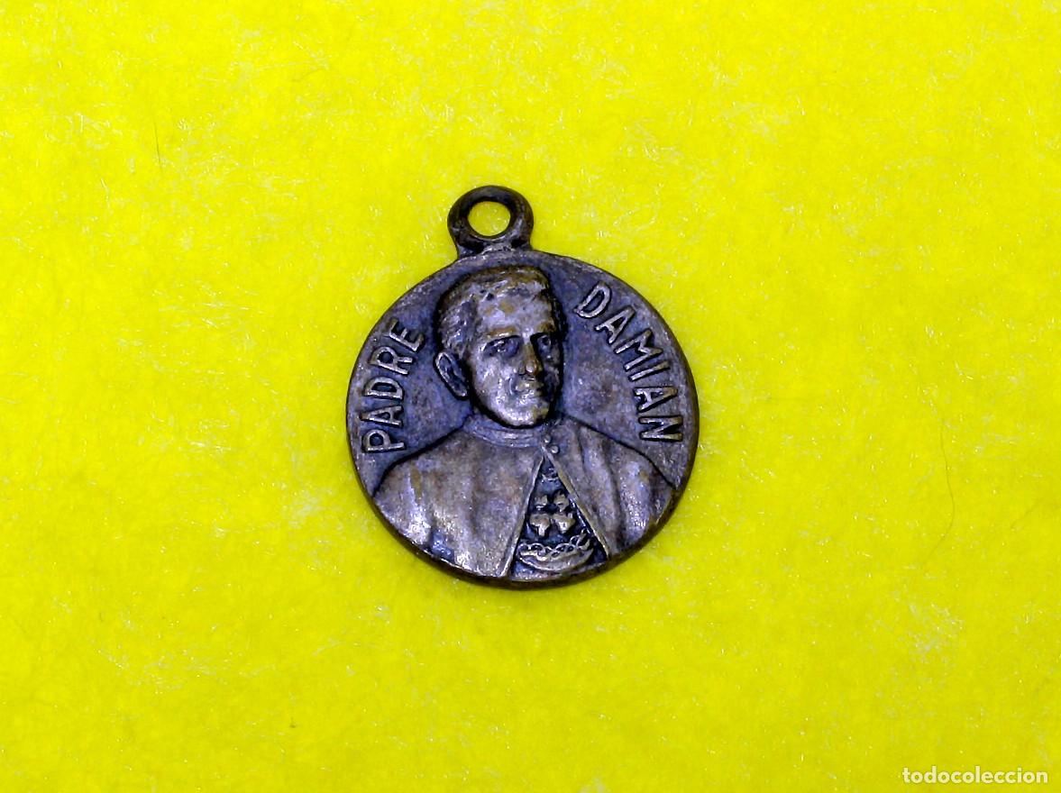 Antig&uuml;edades: MEDALLA DE COBRE, PADRE DAMI&Aacute;N - Foto 1
