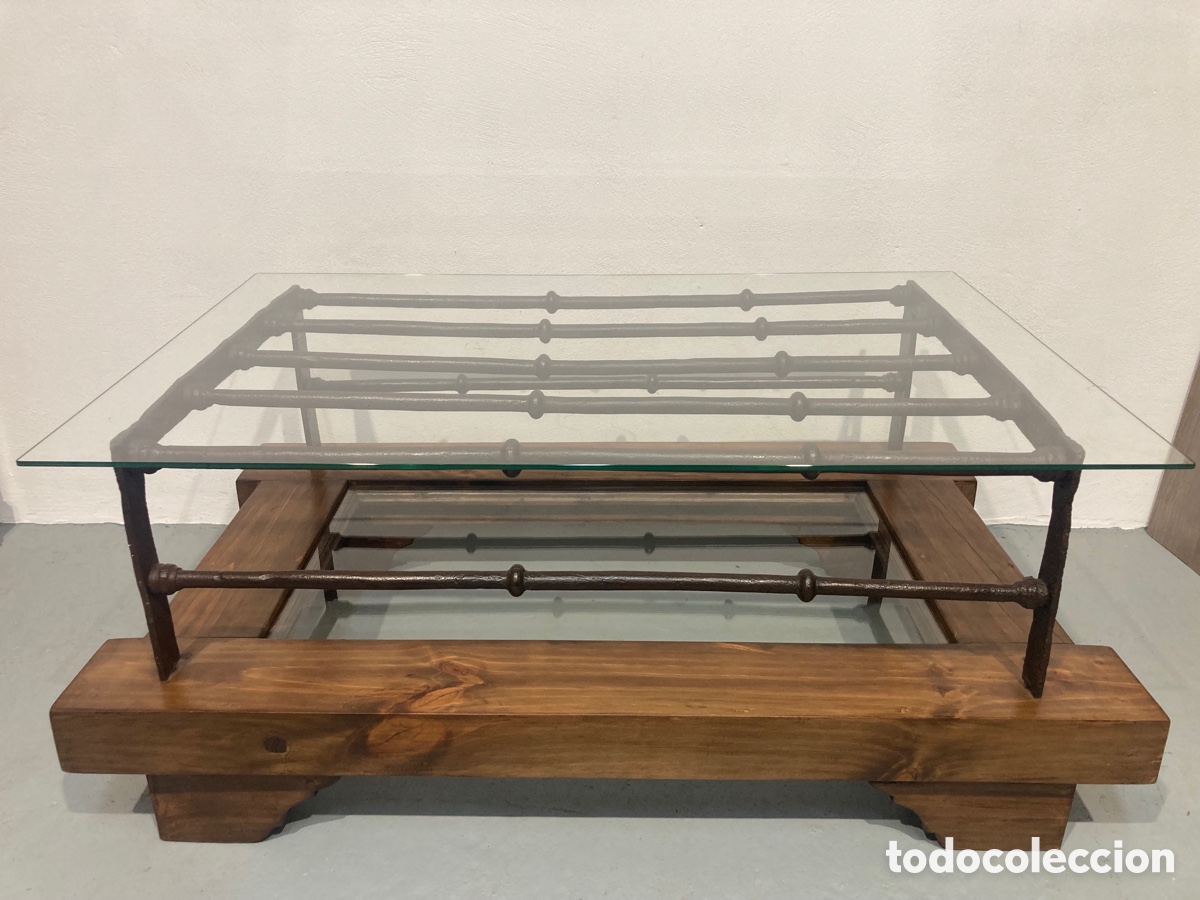 Antig&uuml;edades: Antigua mesa de reja con Cristal - Foto 1