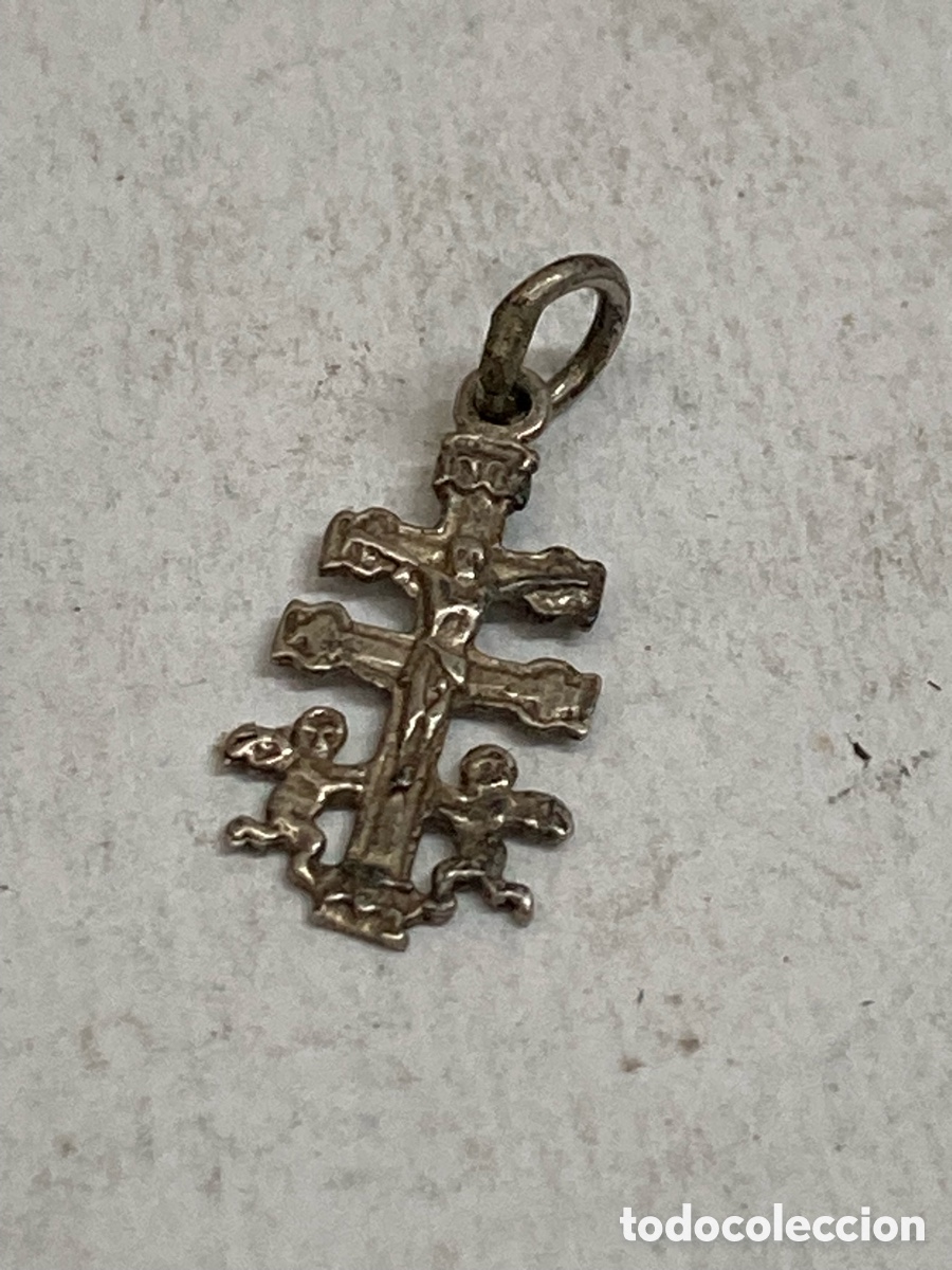 Antig&uuml;edades: Cruz de plata religiosa C378 - Foto 1