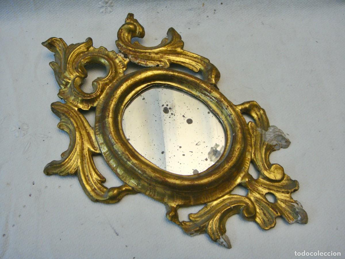 Antiguidades: Cornucopia antigua con espejo &middot; Madera tallada y dorada al pan de oro &middot; ca. 1870&ndash;1910