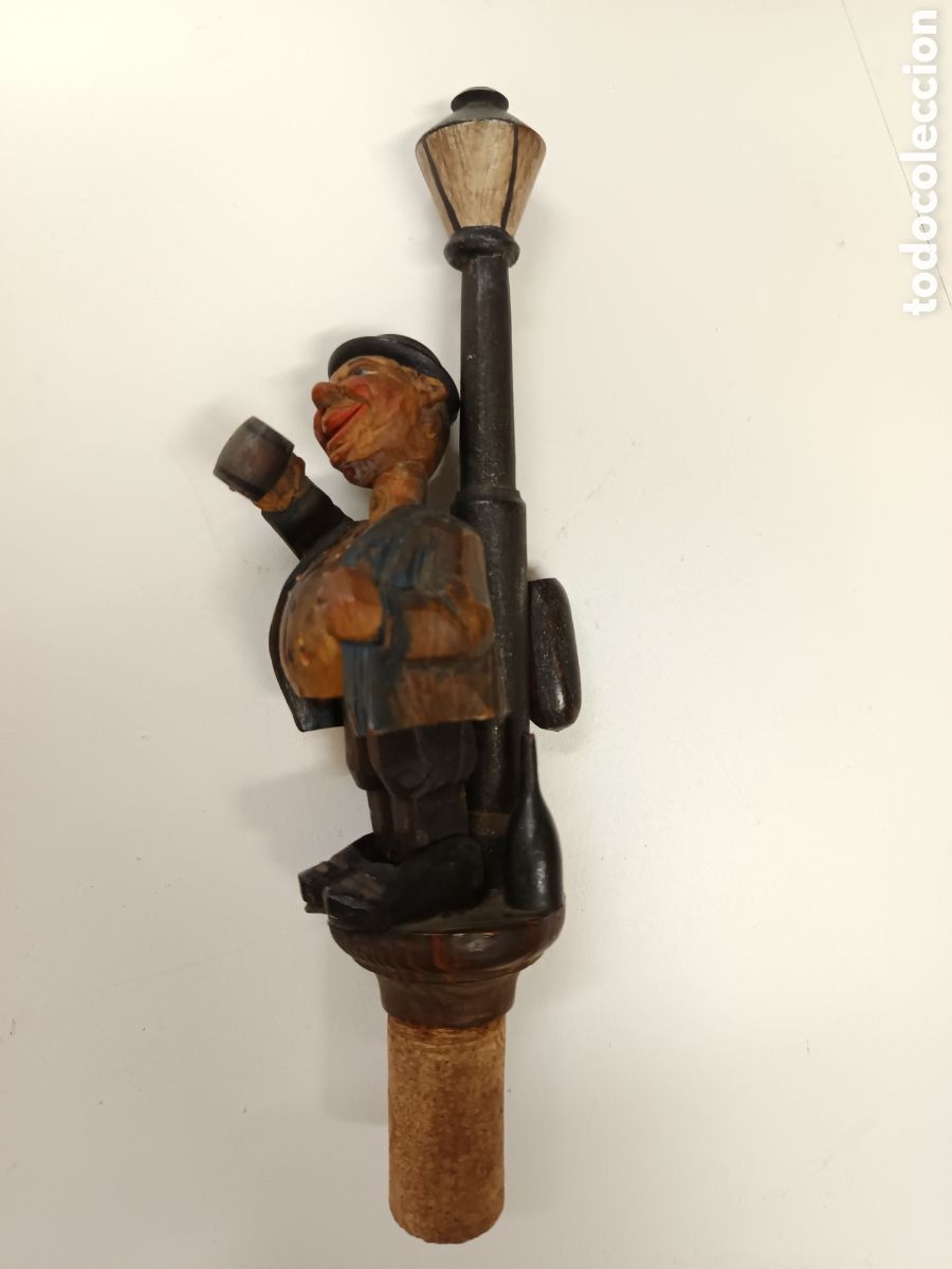 Antig&uuml;edades: Curioso Tap&oacute;n de botella aut&oacute;mata - Foto 1