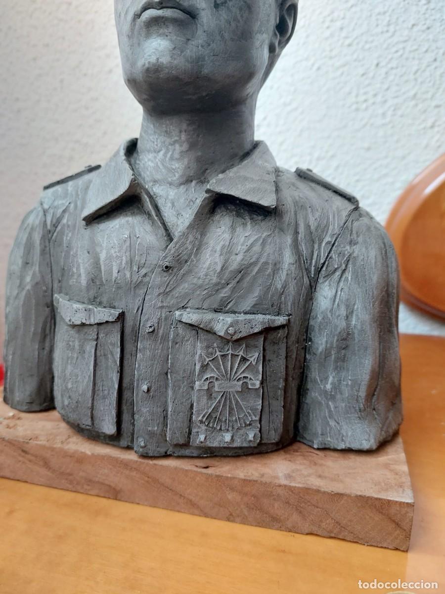 Antig&uuml;edades: Busto Jos&eacute; antonio primo de rivera. - Foto 2