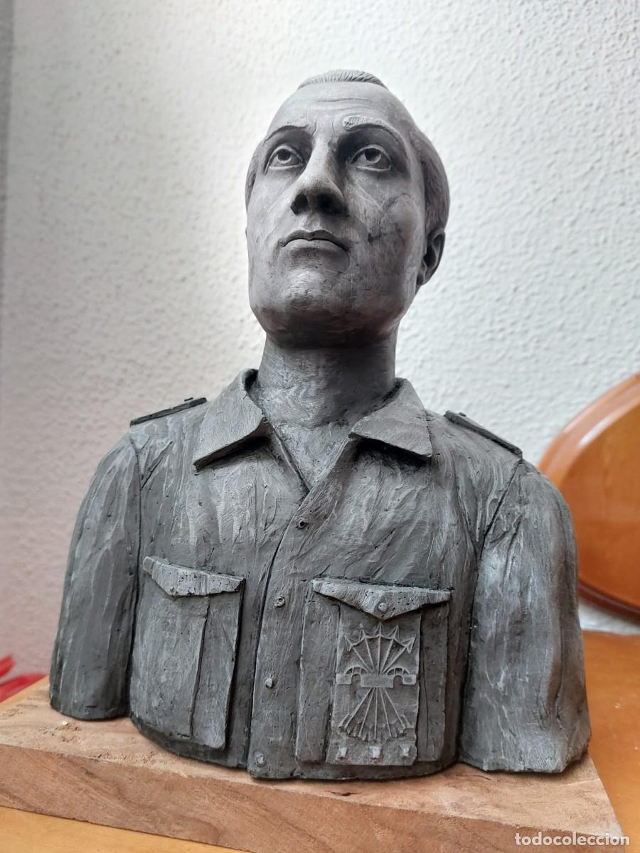 Antig&uuml;edades: Busto Jos&eacute; antonio primo de rivera. - Foto 4