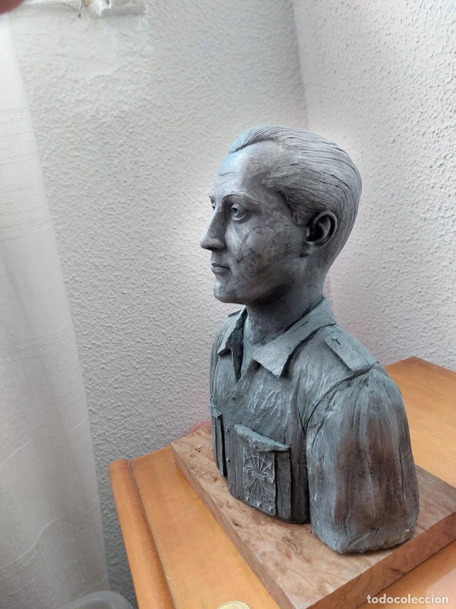 Antig&uuml;edades: Busto Jos&eacute; antonio primo de rivera. - Foto 9