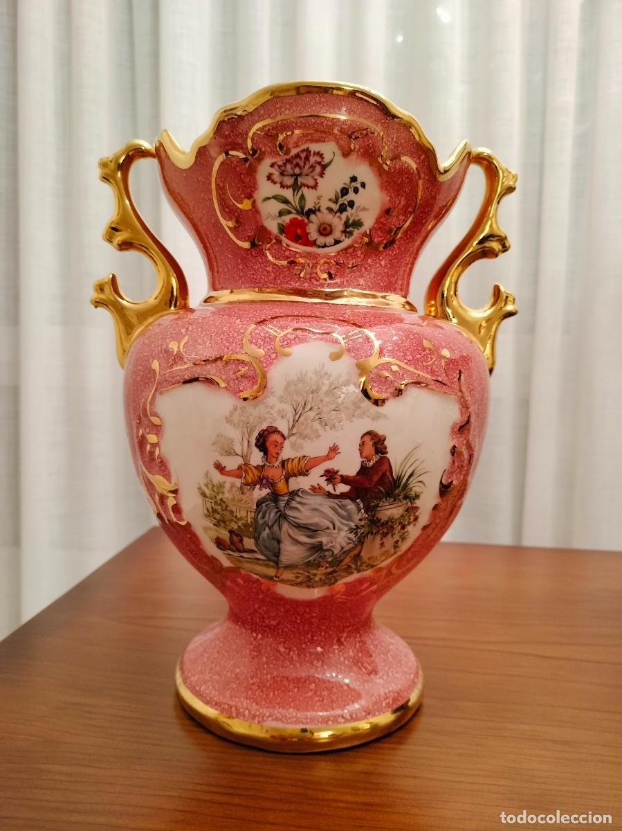 Antig&uuml;edades: JARRON DE CERAMICA ESTILO ROCOCO - Foto 1