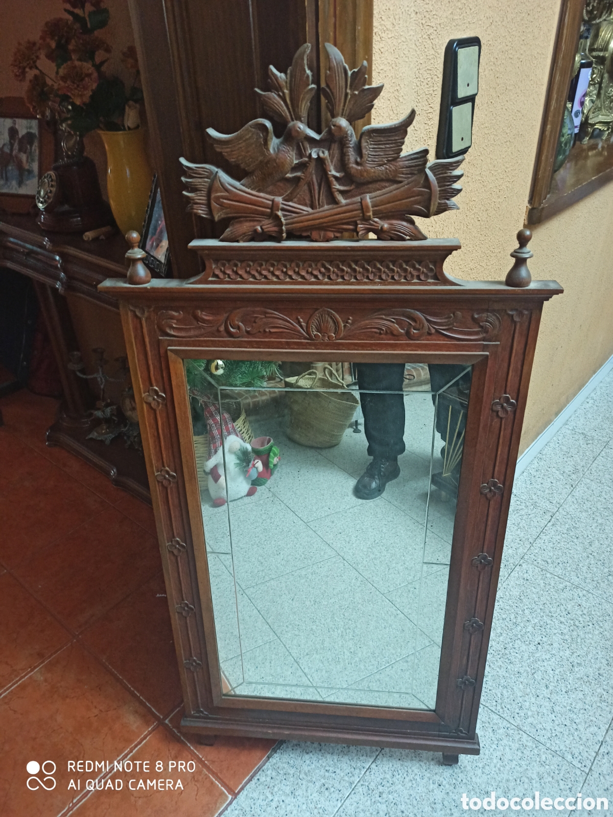 Antig&uuml;edades: Bonito espejo labrado - Foto 1