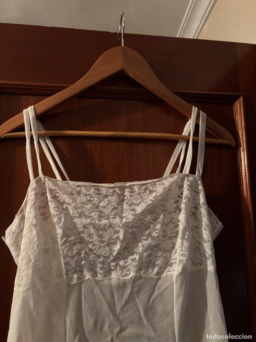 Antig&uuml;edades: Camis&oacute;n largo de Nylon - Foto 2