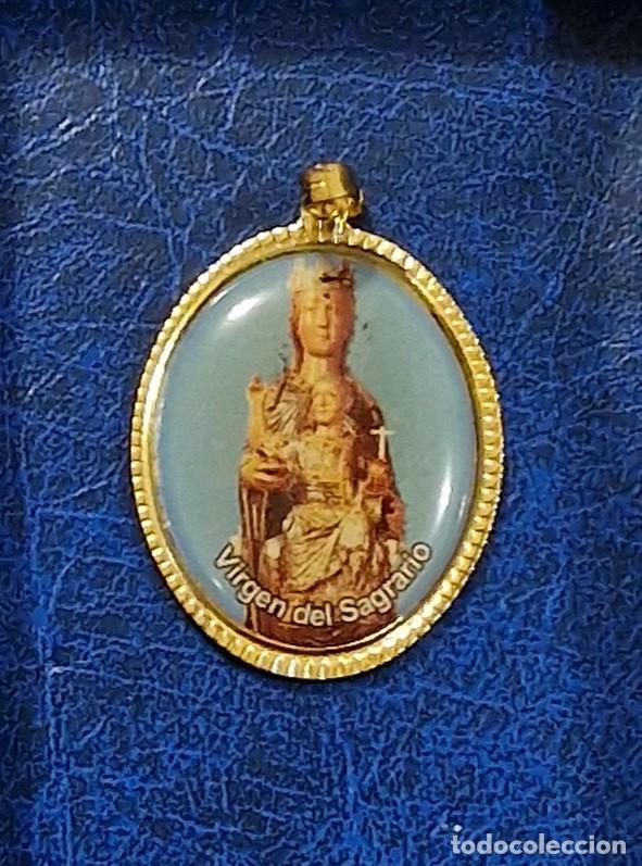 Antig&uuml;edades: Medalla Virgen del Sagrario - Foto 1