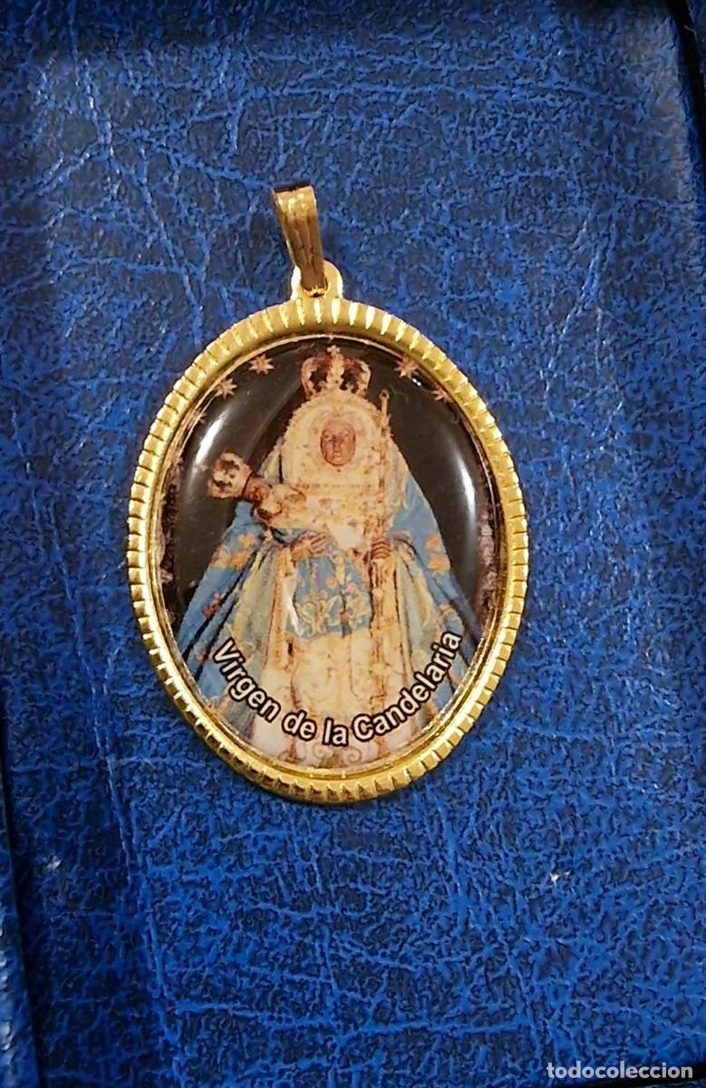 Antig&uuml;edades: Medalla virgen de la Candelaria - Foto 1