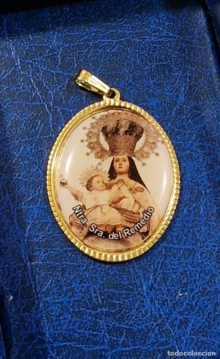 Antig&uuml;edades: Medalla Ntra. Sra. del Remedio - Foto 1