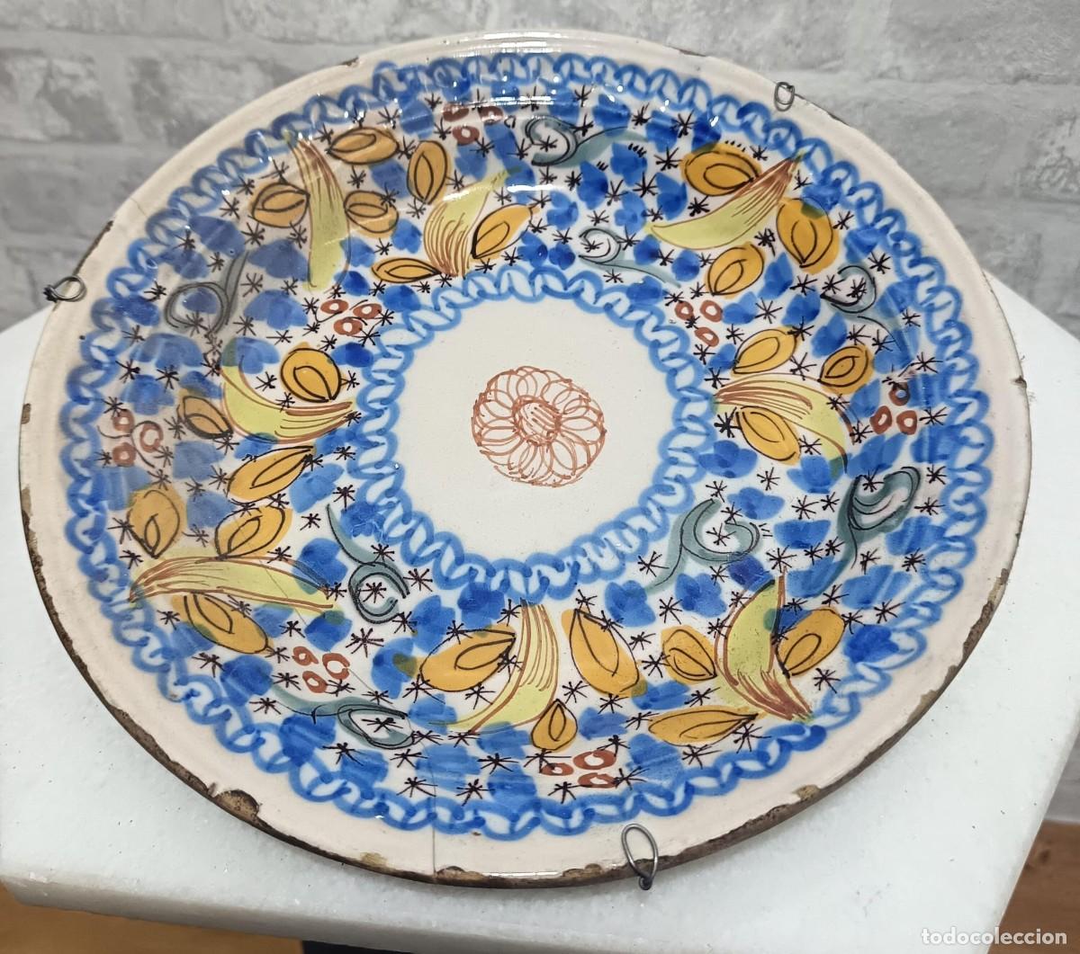 Antig&uuml;edades: PLATO ANTIGUO DE MANISES DE 28 CMS. DE DIAMETRO - Foto 1