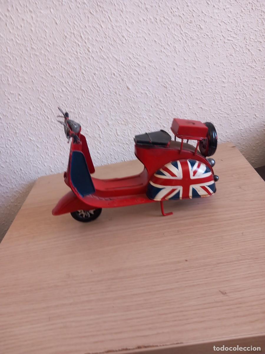 Antig&uuml;edades: MINI MOTO DE HOJALATA - Foto 1