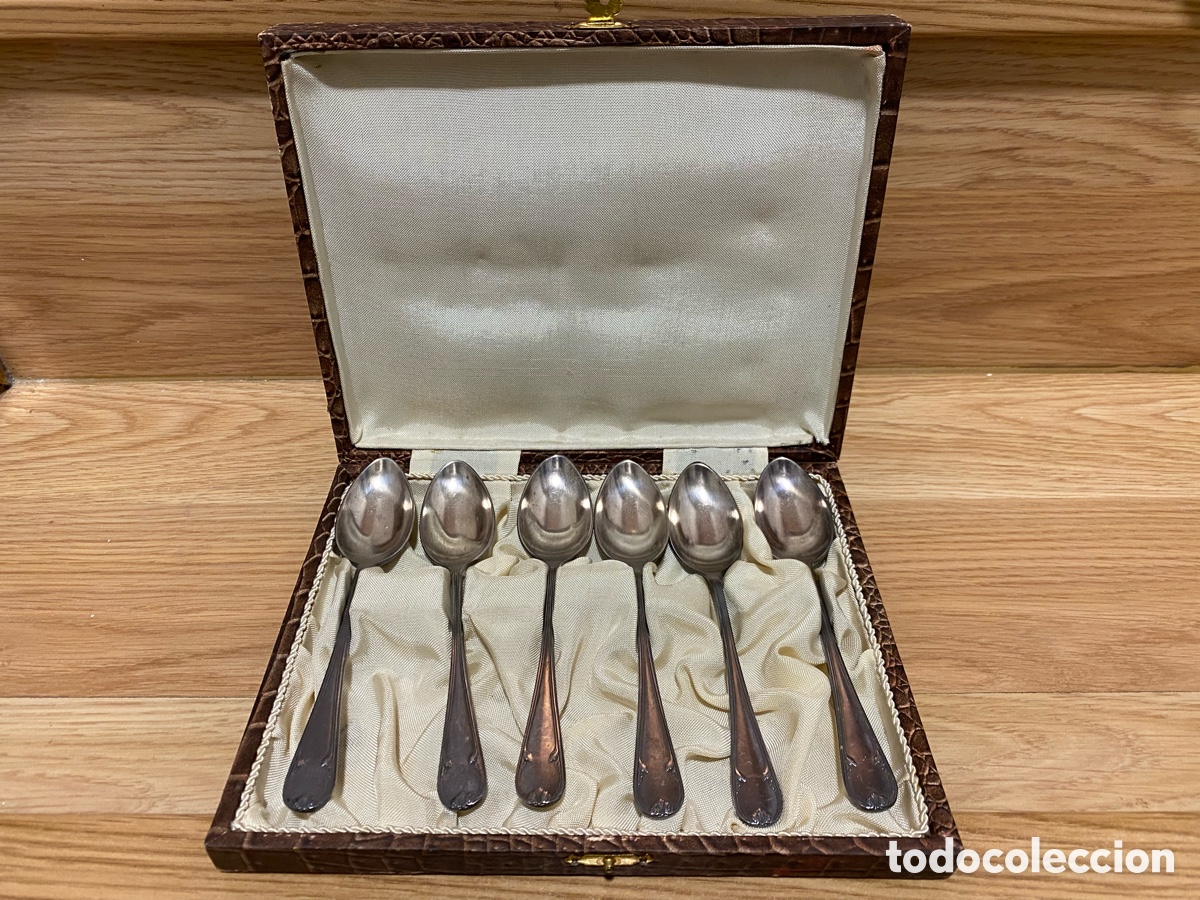 Antig&uuml;edades: Caja con 6 cucharitas de alpaca - Foto 1