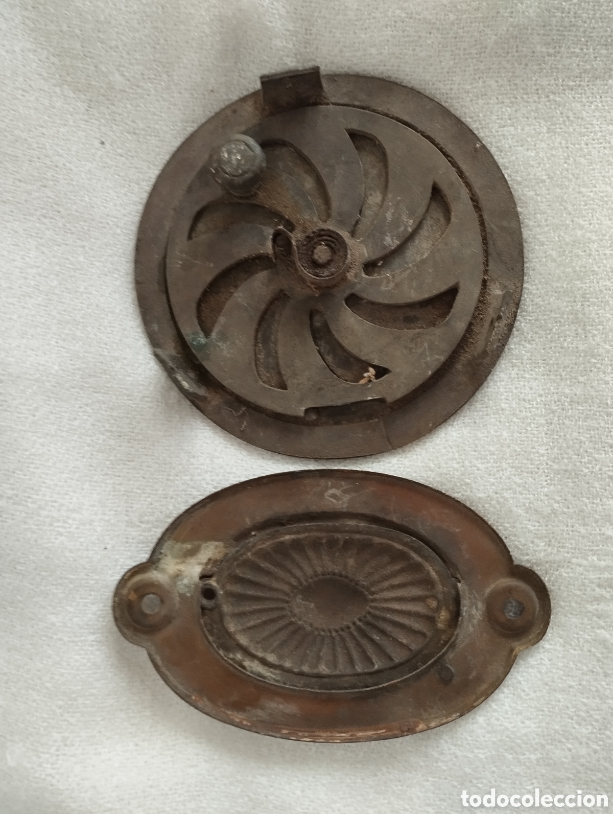 Antig&uuml;edades: Dos Antiguas Mirillas Bronce. - Foto 4