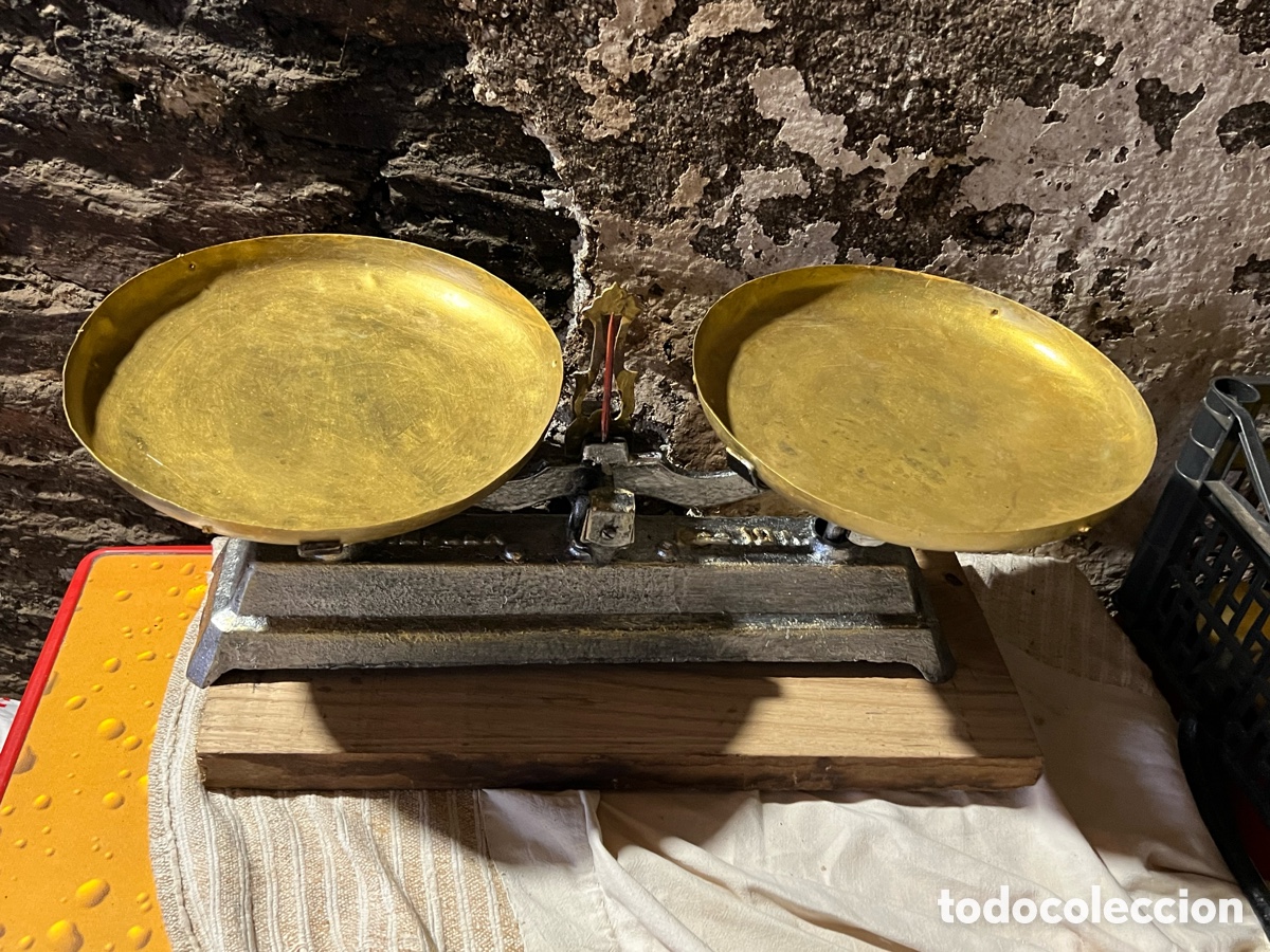 Antig&uuml;edades: ANTIGUA B&Aacute;SCULA 2 PLATOS . - Foto 2