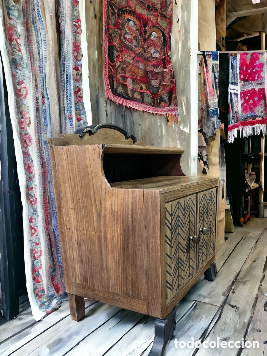 Antig&uuml;edades: Mesilla antigua restaurada - Foto 2