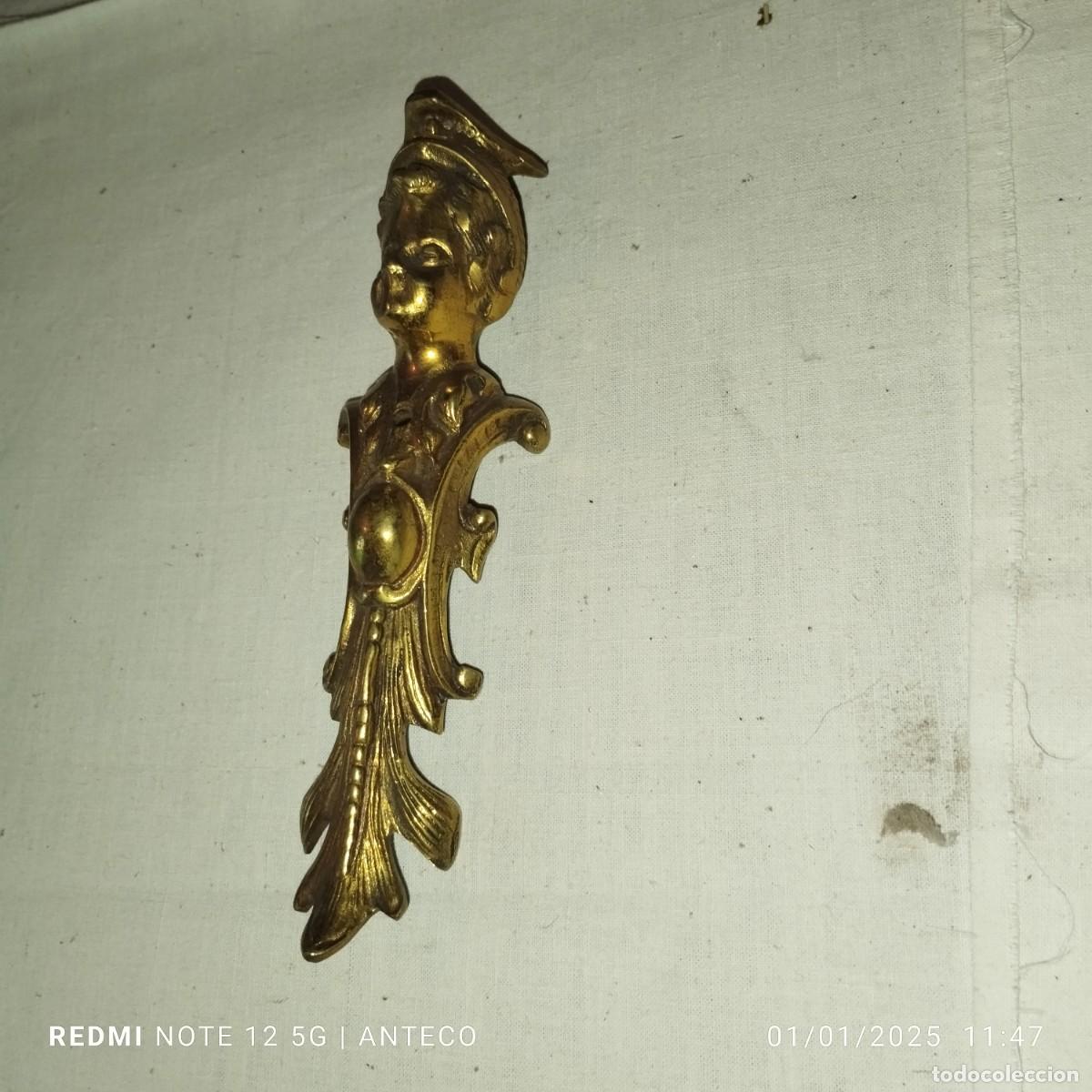 Antig&uuml;edades: APLICACION DE BRONCE PARA MUEBLE - Foto 3
