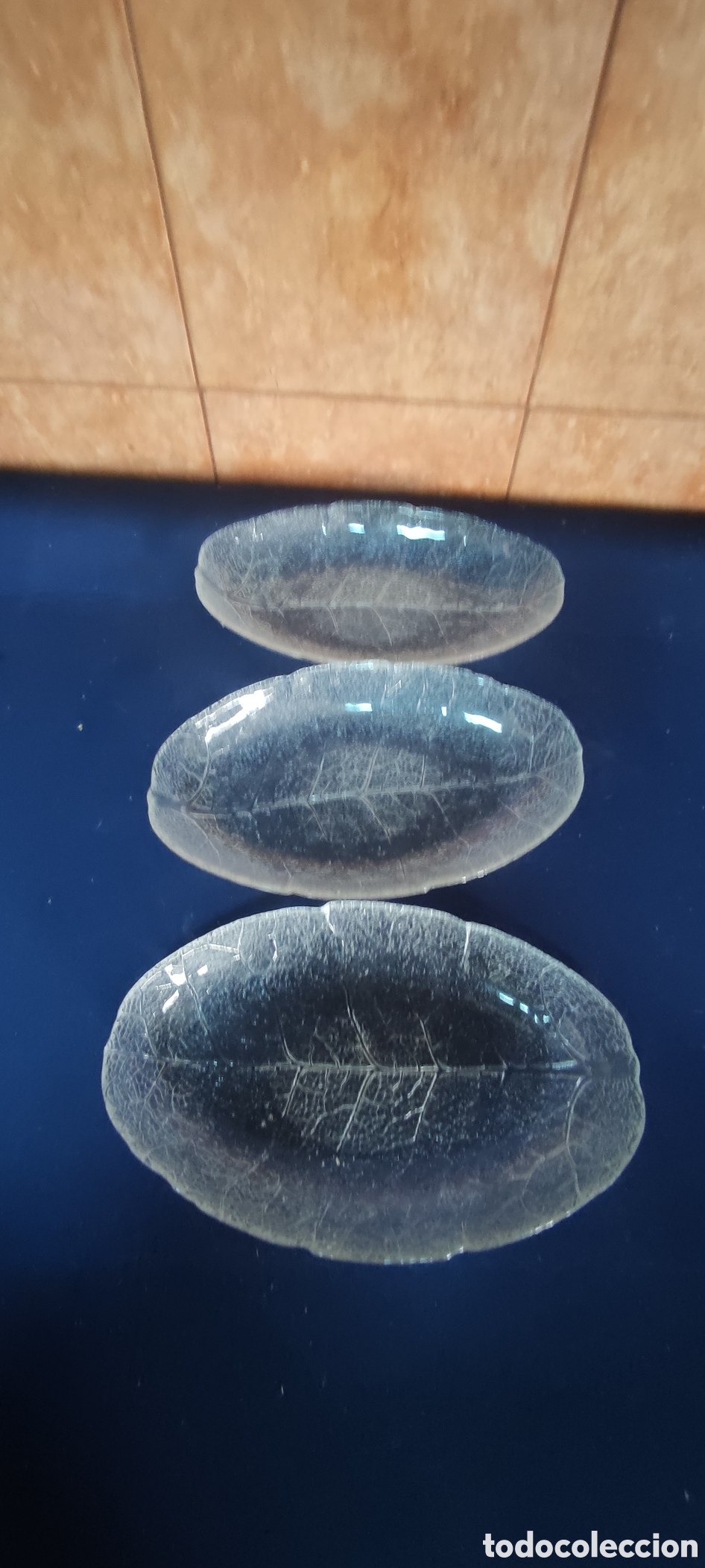 Antig&uuml;edades: Conjunto 3 bandejas cristal - Foto 6
