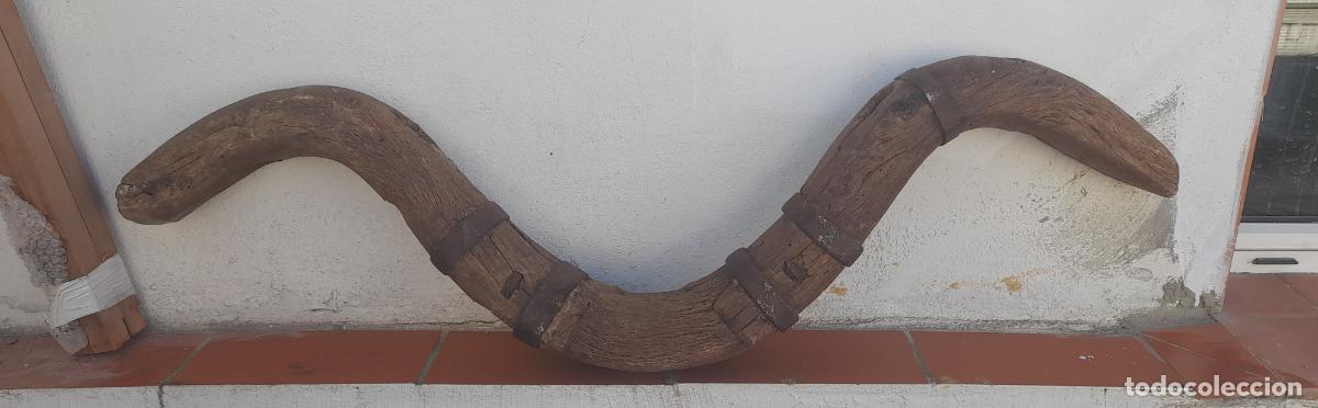 Antig&uuml;edades: Yugo madera y hierro - Foto 1