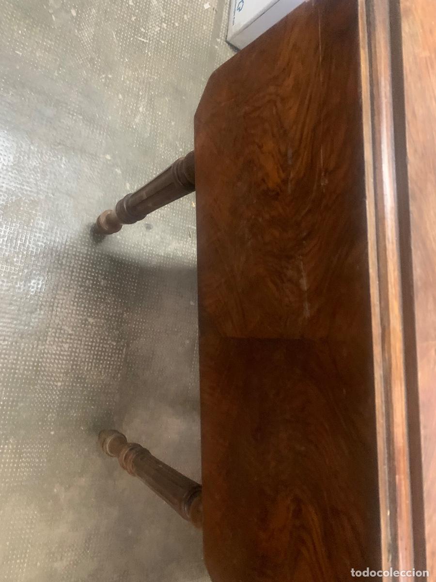 Antig&uuml;edades: Mesa Louis Philipe siglo XIX - Foto 5