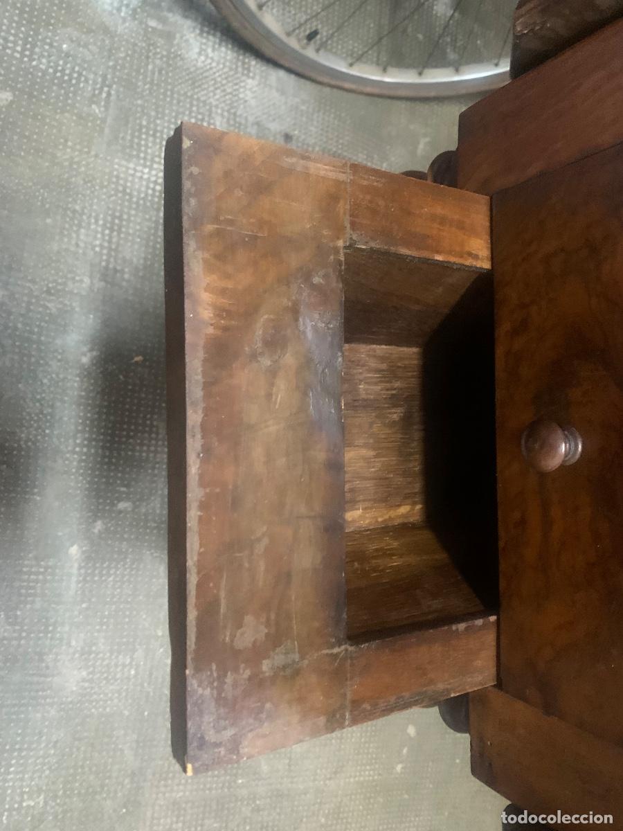 Antig&uuml;edades: Mesa Louis Philipe siglo XIX - Foto 8