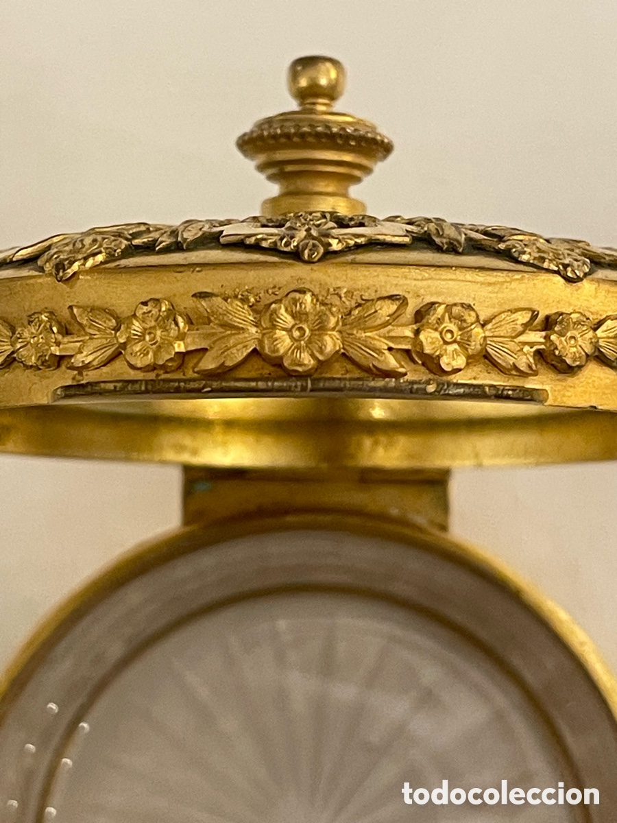 Antig&uuml;edades: Polvera de bronce y cristal de finales del S. XVIII. - Foto 14