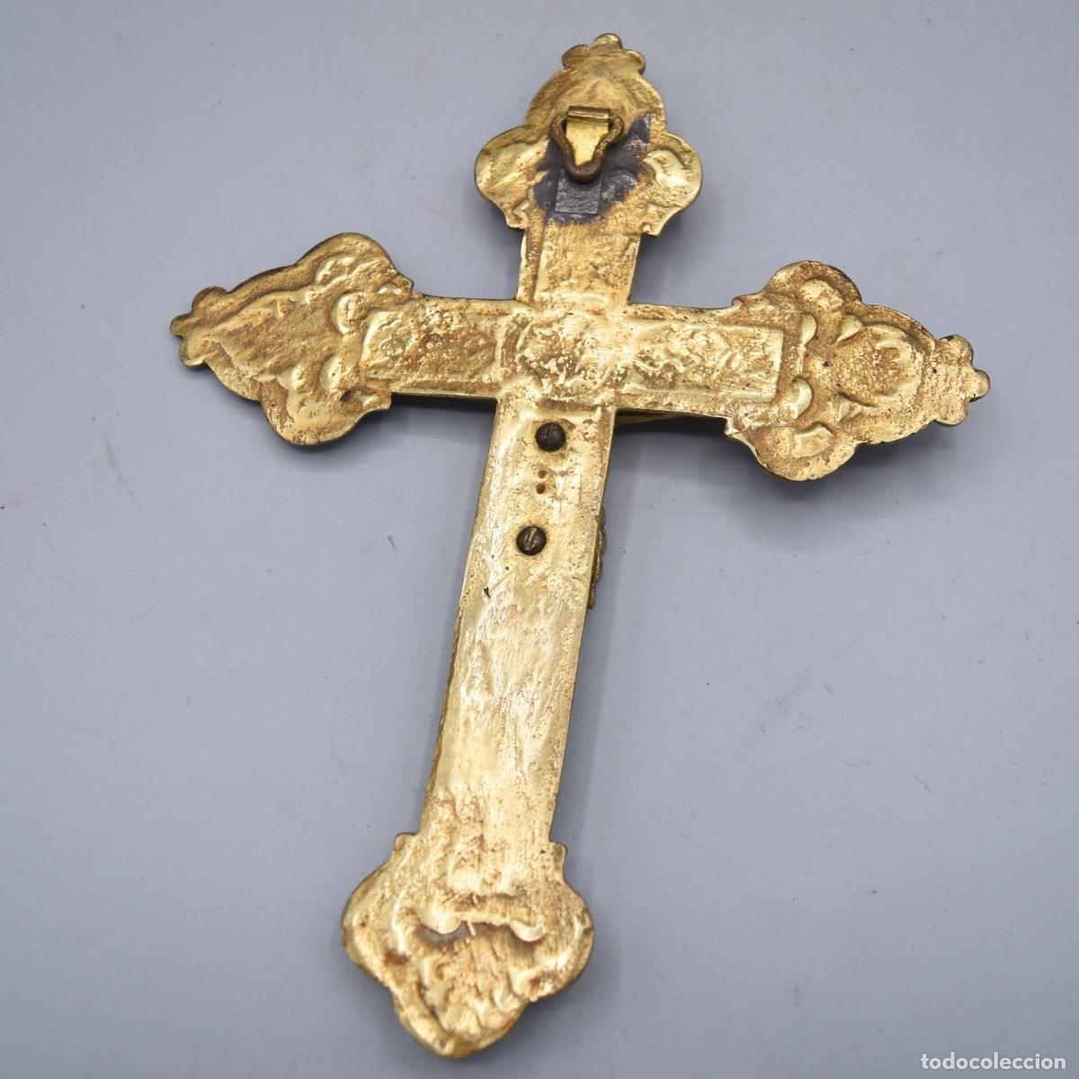 Antig&uuml;edades: Crucifijo de bronce enmarcado - Foto 6