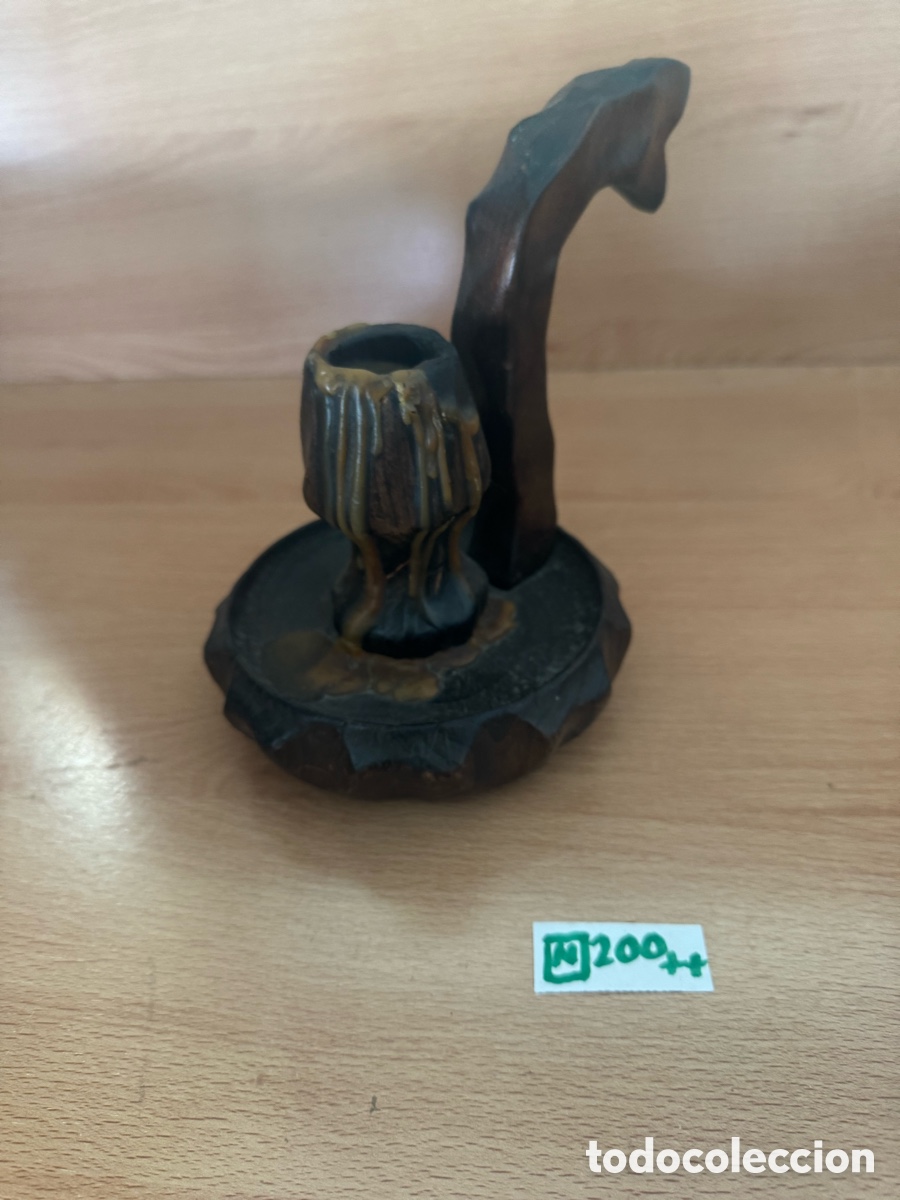 Antig&uuml;edades: Candelabro de madera, antiguo de mano - Foto 1