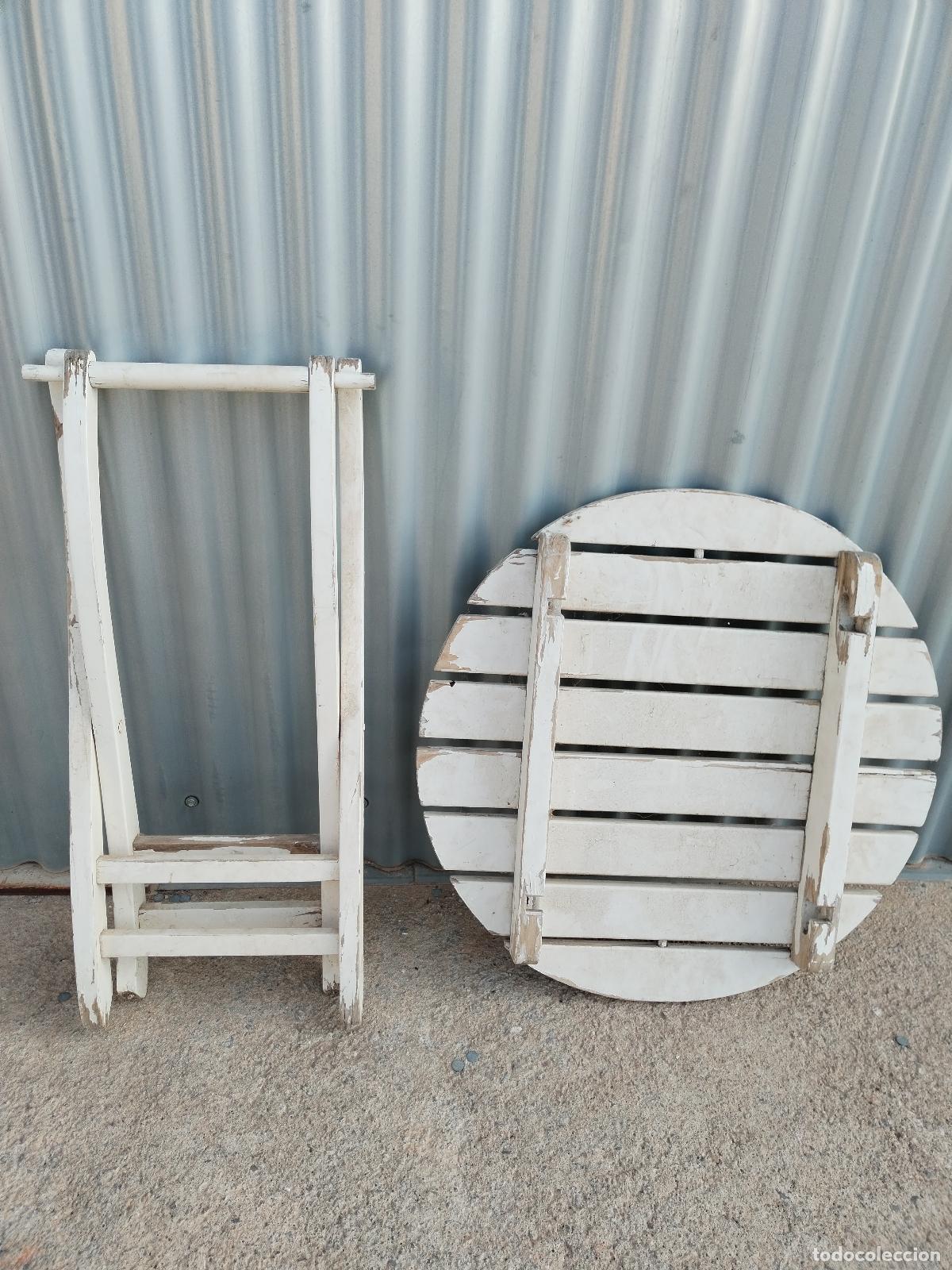 Antig&uuml;edades: Mesa de Jard&iacute;n Plegable en Madera repintada - Foto 2