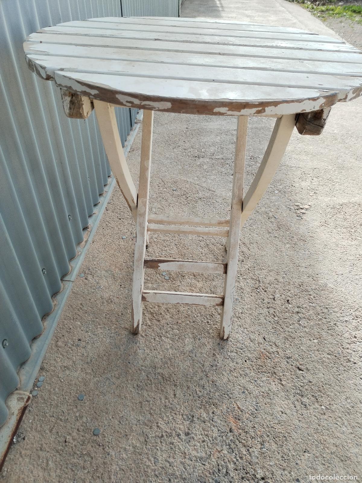 Antig&uuml;edades: Mesa de Jard&iacute;n Plegable en Madera repintada - Foto 3