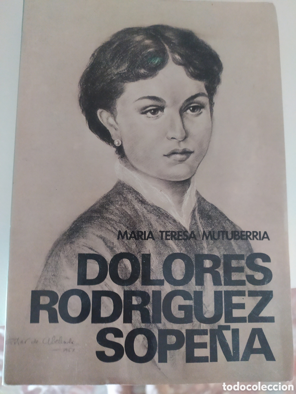 Antig&uuml;edades: Retrato y libro de la escritora - Foto 2