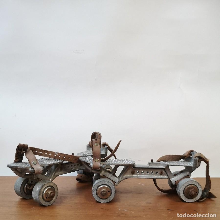 Antig&uuml;edades: Patines Antiguos de Aluminio - Foto 1