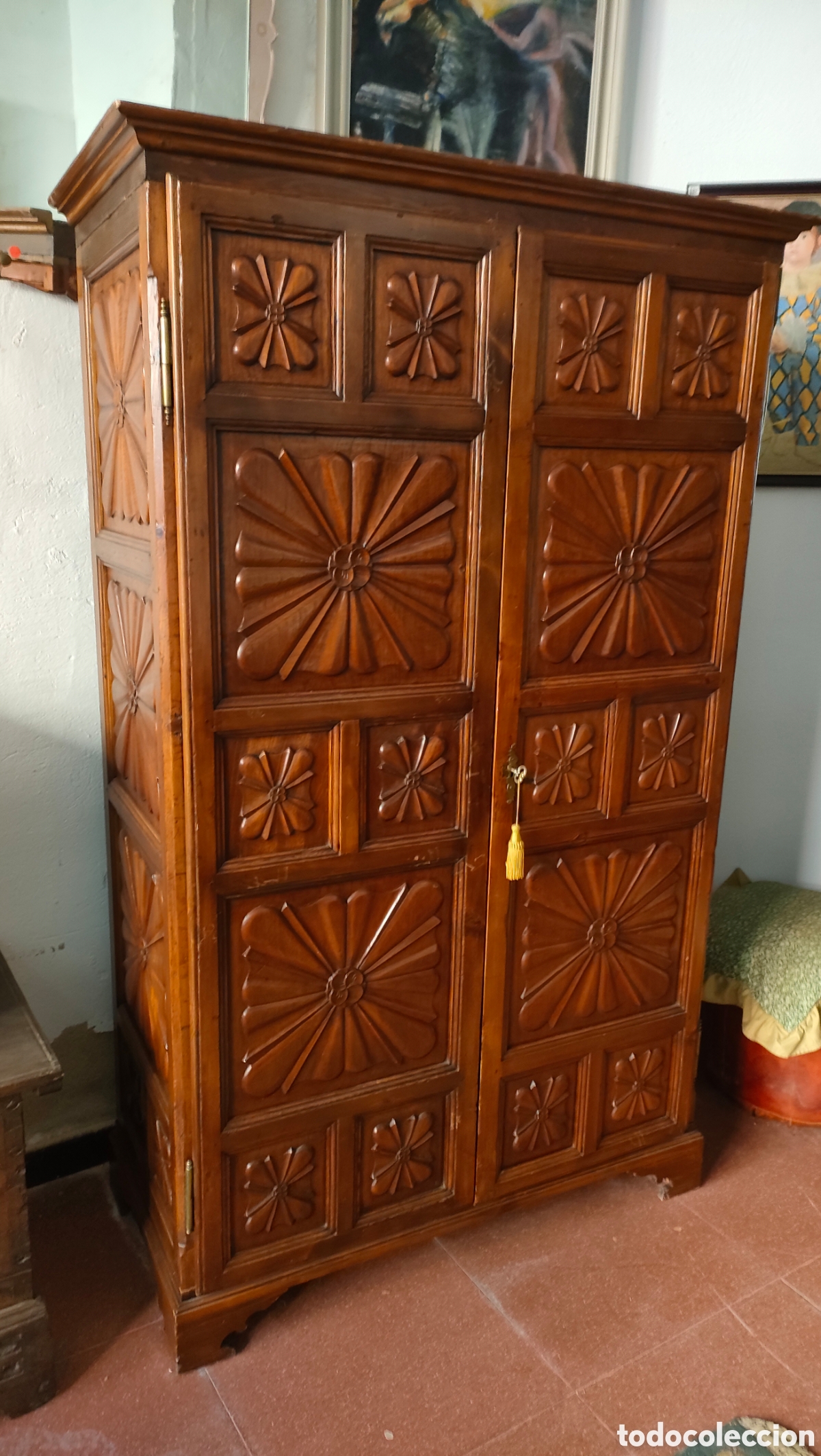 Antig&uuml;edades: Armario ropero en madera - Foto 1