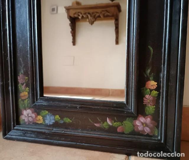 Antig&uuml;edades: Espejo de madera pintado a mano - Foto 4