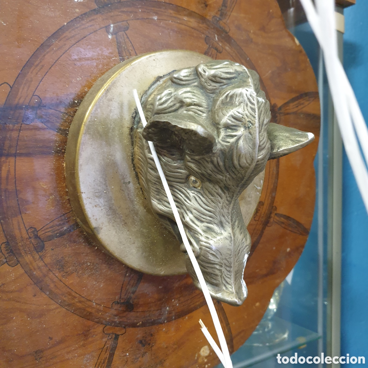 Antig&uuml;edades: Cabeza de jabal&iacute; de bronce - Foto 1