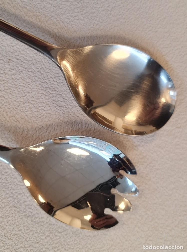 Antig&uuml;edades: Pareja de cubiertos de ensalada en Plata Sheffield - Foto 2